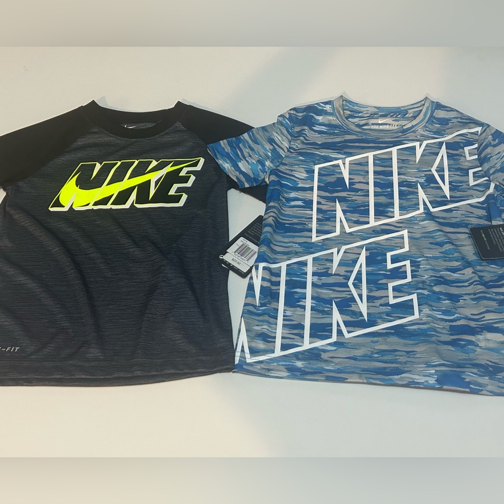 Nike Boy’s Shirts size 5